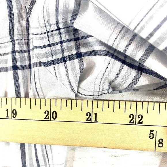 Wrangler Mens Shirt L Gray White Plaid Checkered Wrinkle Resist Button Down - Picture 7 of 9